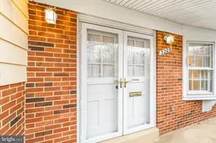 3209 Armory Ct, Fairfax, VA 22030 - Photo 4