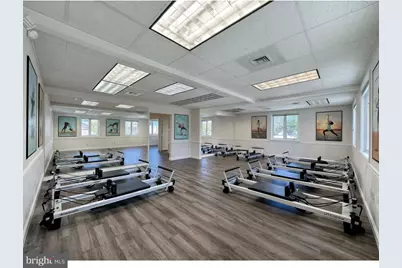 3935 University Drive, Fairfax, VA 22030 - Photo 6