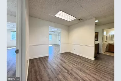 3935 University Drive, Fairfax, VA 22030 - Photo 12