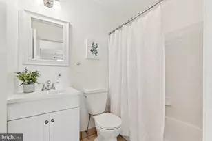 9896 Cardinal, Fairfax, VA 22030 - Photo 24