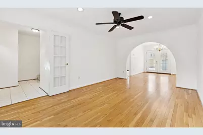 9896 Cardinal, Fairfax, VA 22030 - Photo 4