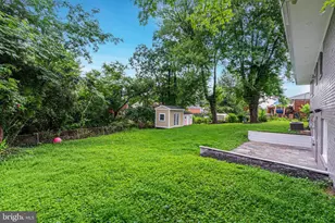 3911 Egan Dr, Fairfax, VA 22030 - Photo 32