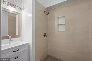 4101 Roberts Rd, Fairfax, VA 22032 - Photo 16