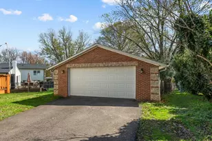 4101 Roberts Rd, Fairfax, VA 22032 - Photo 18