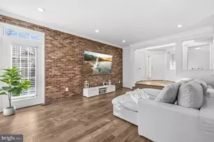 9800 Bolton Village Ct, Fairfax, VA 22032 - Photo 10