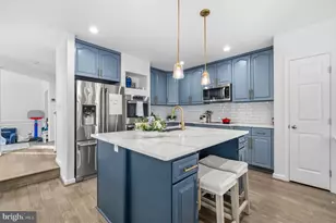 9800 Bolton Village Ct, Fairfax, VA 22032 - Photo 20