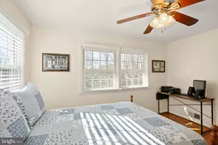 10228 Shiloh St, Fairfax, VA 22030 - Photo 34