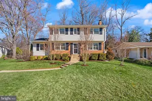 10228 Shiloh St, Fairfax, VA 22030 - Photo 2