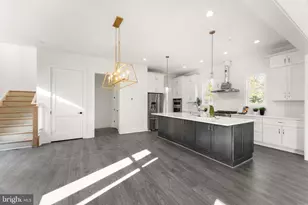 10634 Pocket Pl, Fairfax, VA 22030 - Photo 6