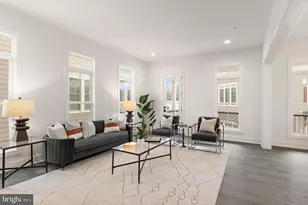 10634 Pocket Pl, Fairfax, VA 22030 - Photo 20
