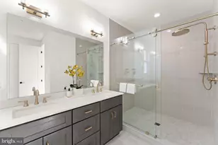 10634 Pocket Pl, Fairfax, VA 22030 - Photo 24