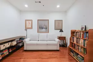 10328 Sager Ave, Fairfax, VA 22030 - Photo 12