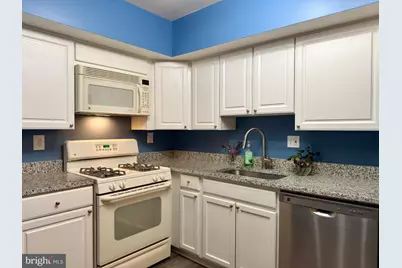 10135 Fair Woods Drive, Fairfax, VA 22030 - Photo 16