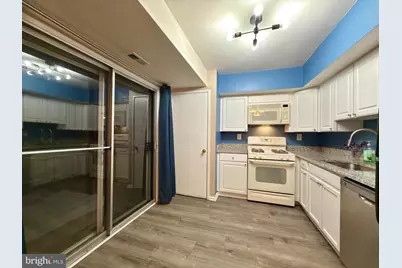 10135 Fair Woods Drive, Fairfax, VA 22030 - Photo 24