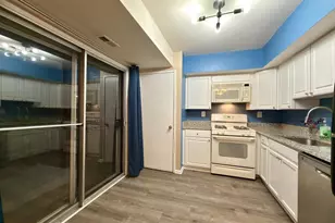 10135 Fair Woods Dr, Fairfax, VA 22030 - Photo 24