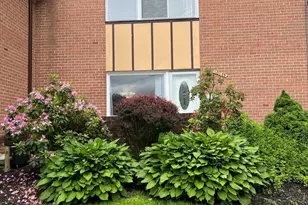 10135 Fair Woods Dr, Fairfax, VA 22030 - Photo 1