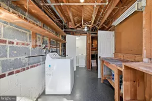 9732 St Andrews Dr, Fairfax, VA 22030 - Photo 50