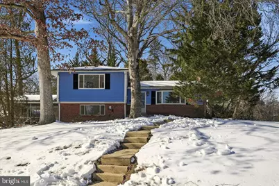 9732 Saint Andrews Drive, Fairfax, VA 22030 - Photo 1