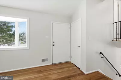 9732 Saint Andrews Drive, Fairfax, VA 22030 - Photo 8