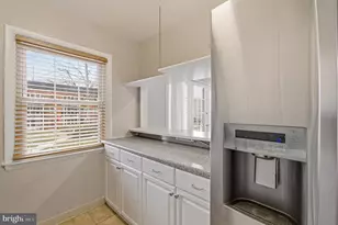 9457 Fairfax Blvd, Fairfax, VA 22031 - Photo 18