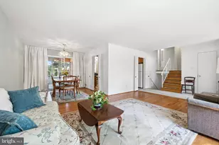9906 Colony Rd, Fairfax, VA 22030 - Photo 8