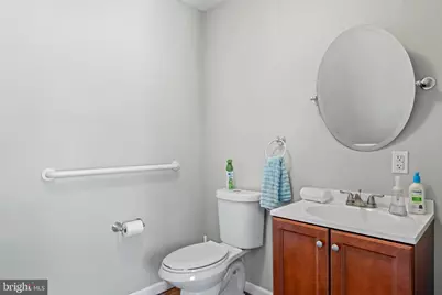 4235 Chain Bridge Road, Fairfax, VA 22030 - Photo 24