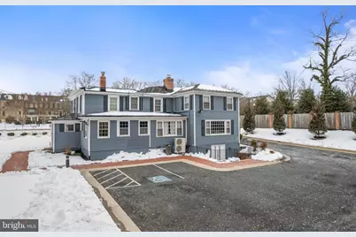 4235 Chain Bridge Road, Fairfax, VA 22030 - Photo 2