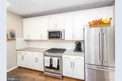 3989 Norton Place #407, Fairfax, VA 22030 - Photo 8