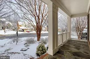 3555 Early Woodland Pl, Fairfax, VA 22031 - Photo 6