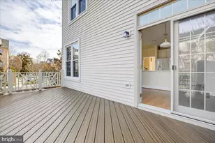 4184 Governor Yeardley Ln, Fairfax, VA 22030 - Photo 22