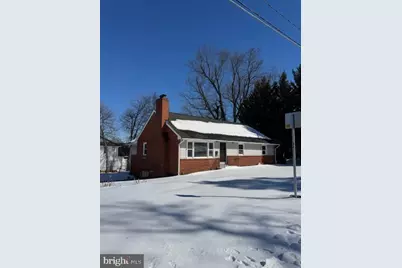 10818 1st Street, Fairfax, VA 22030 - Photo 2