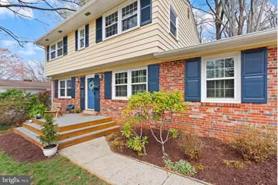 3213 Fair Woods Parkway, Fairfax, VA 22030 - Photo 4