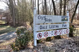 10816 Crest St, Fairfax, VA 22030 - Photo 56