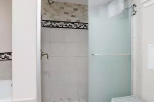 10816 Crest St, Fairfax, VA 22030 - Photo 14