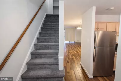 11104 Snug Haven Lane, Fairfax, VA 22030 - Photo 2