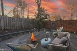 3916 Rust Hill Pl, Fairfax, VA 22030 - Photo 4