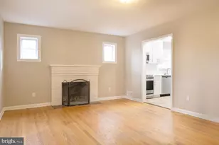 3903 Fairview Dr, Fairfax, VA 22030 - Photo 4