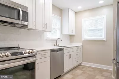 3903 Fairview Drive, Fairfax, VA 22030 - Photo 12