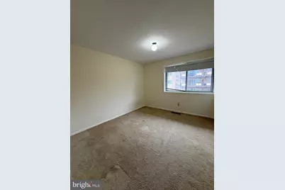 10163 Fair Woods Drive, Fairfax, VA 22030 - Photo 8