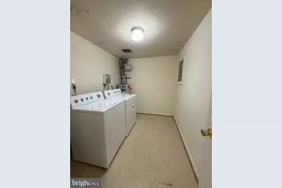 10163 Fair Woods Drive, Fairfax, VA 22030 - Photo 16