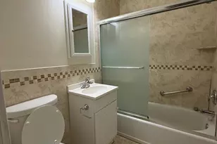 10163 Fair Woods Dr, Fairfax, VA 22030 - Photo 10