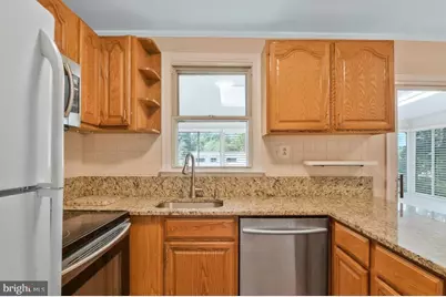 4038 Poplar Street, Fairfax, VA 22030 - Photo 8