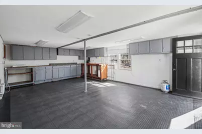 10807 Maple Street, Fairfax, VA 22030 - Photo 24