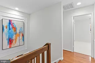 9943 Great Oaks Way, Fairfax, VA 22030 - Photo 32