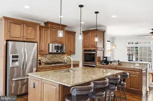 4090 Glendale Way, Fairfax, VA 22030 - Photo 6