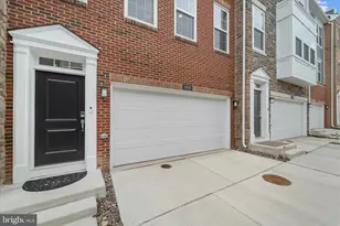 10820 Willow Ter, Fairfax, VA 22031 - Photo 4
