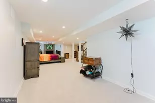 10205 Sager Ave, Fairfax, VA 22030 - Photo 26