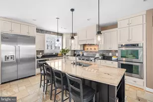 4027 Colonel Mendez Way, Fairfax, VA 22032 - Photo 10