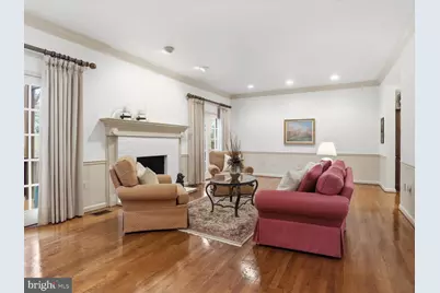 10204 Aspen Willow Drive, Fairfax, VA 22032 - Photo 6