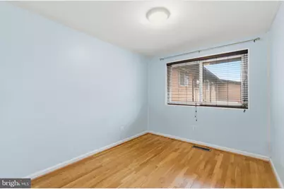 10161 Fair Woods Drive, Fairfax, VA 22030 - Photo 18